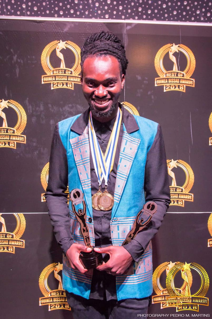 Melhor Cantor Melhor Musica ERIC DARO